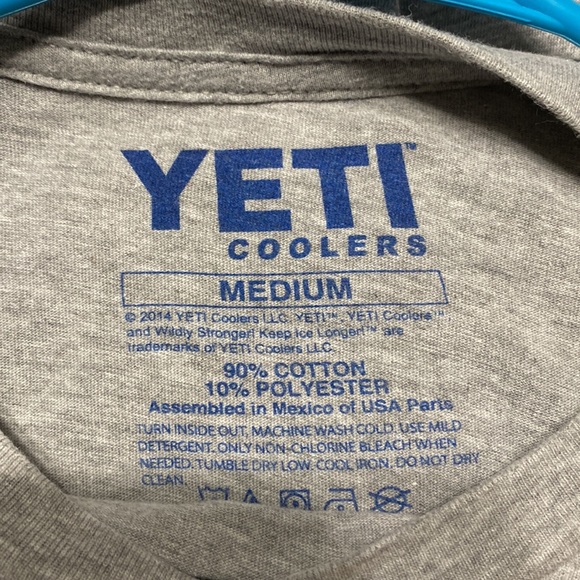 YETI logo tshirt - Picture 3 of 3
